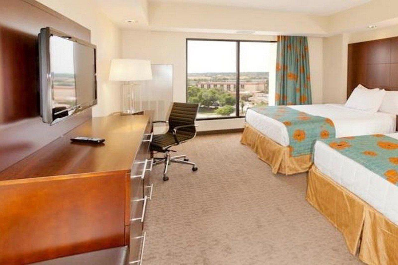 Ramada Plaza By Wyndham Orlando Resort & Suites Intl Drive Bagian luar foto
