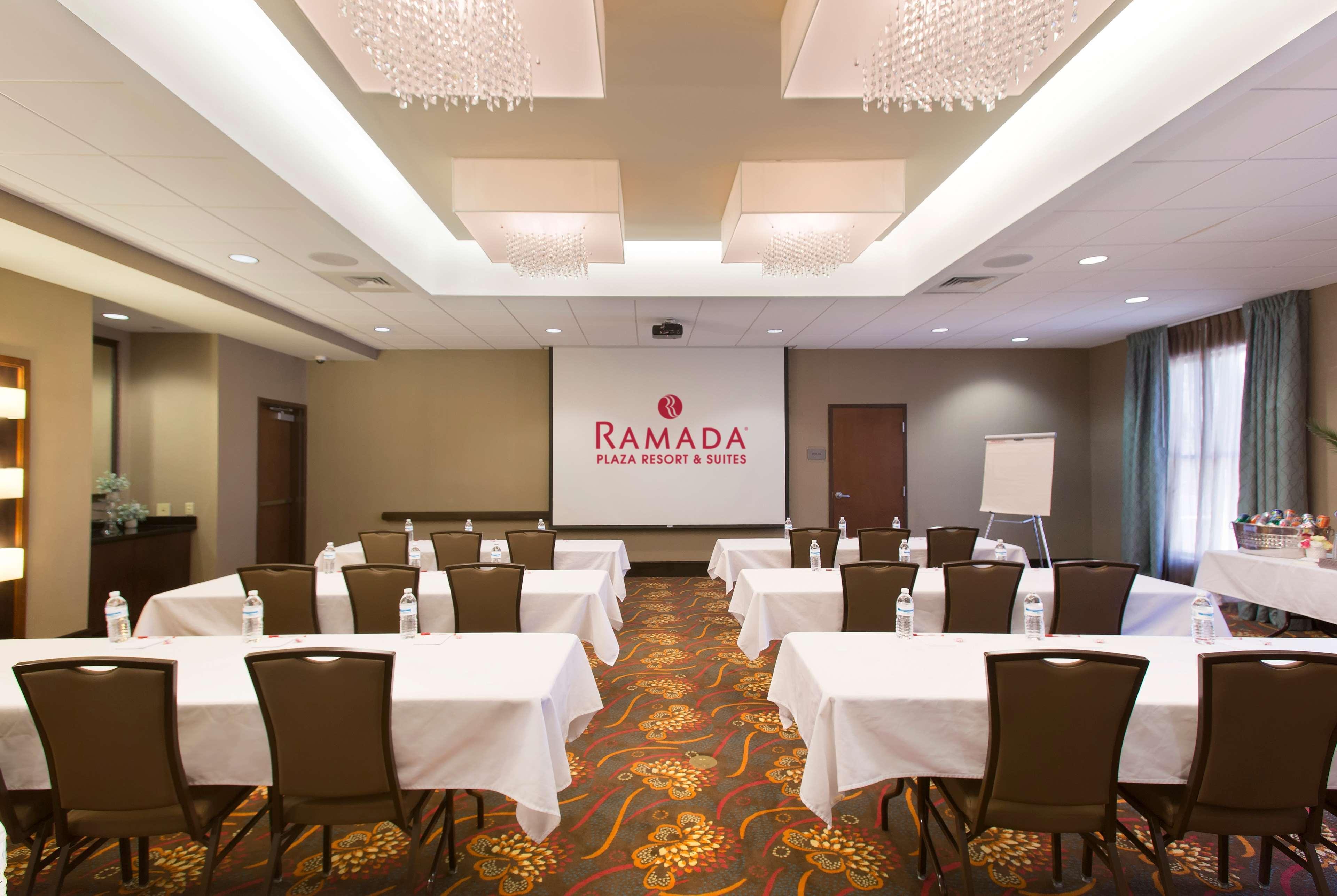 Ramada Plaza By Wyndham Orlando Resort & Suites Intl Drive Bagian luar foto