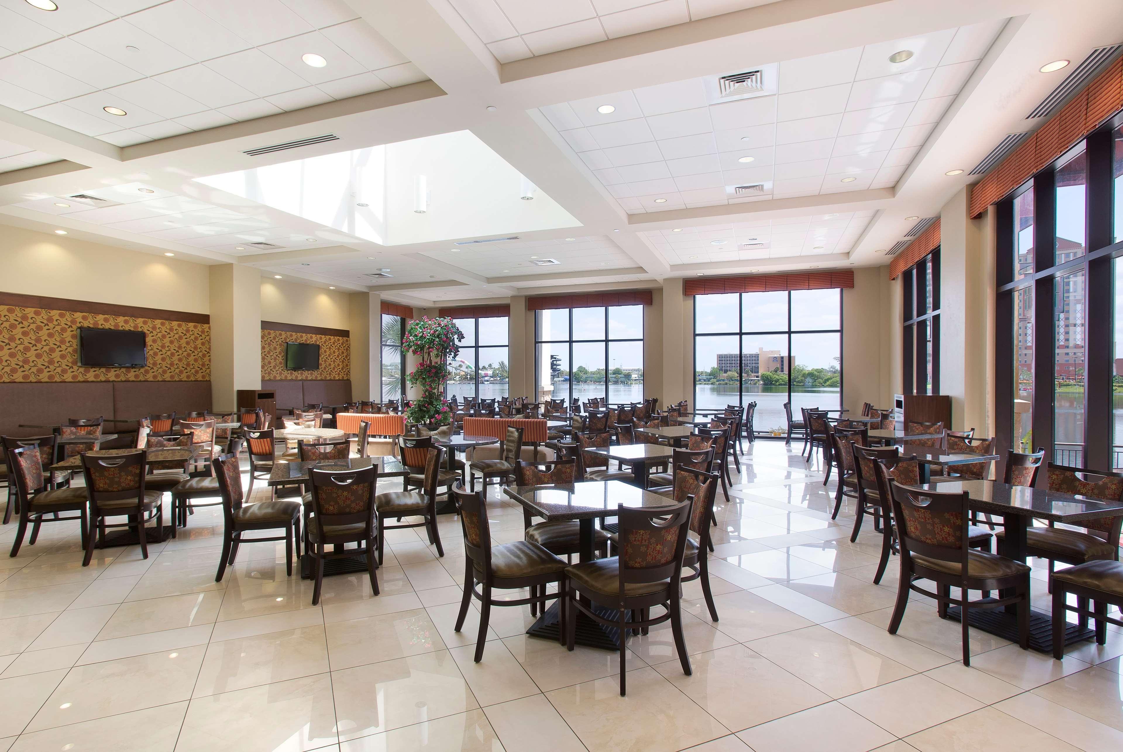 Ramada Plaza By Wyndham Orlando Resort & Suites Intl Drive Bagian luar foto